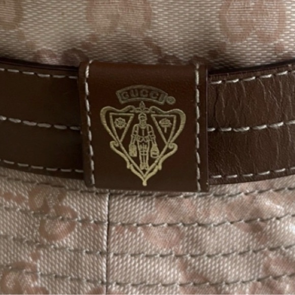 GUCCI GG Pink Canvas Bucket Hat Small $660 - Picture 9 of 10